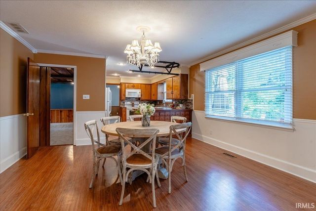 7588 Broadview Drive, Newburgh, IN 47630