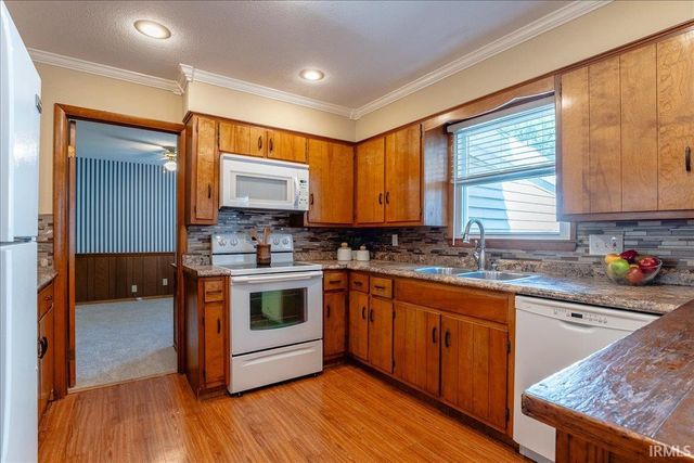 7588 Broadview Drive, Newburgh, IN 47630
