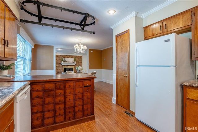 7588 Broadview Drive, Newburgh, IN 47630