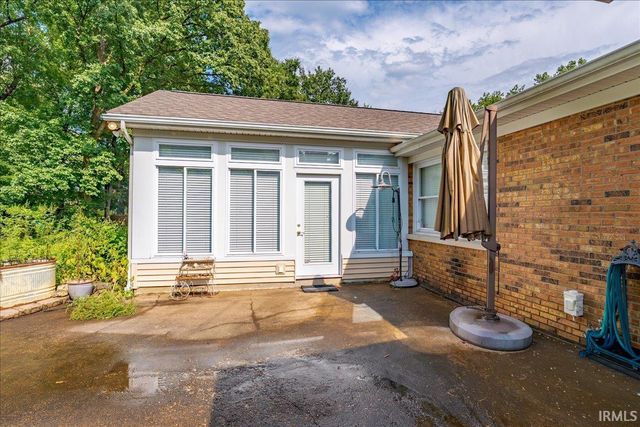 7588 Broadview Drive, Newburgh, IN 47630