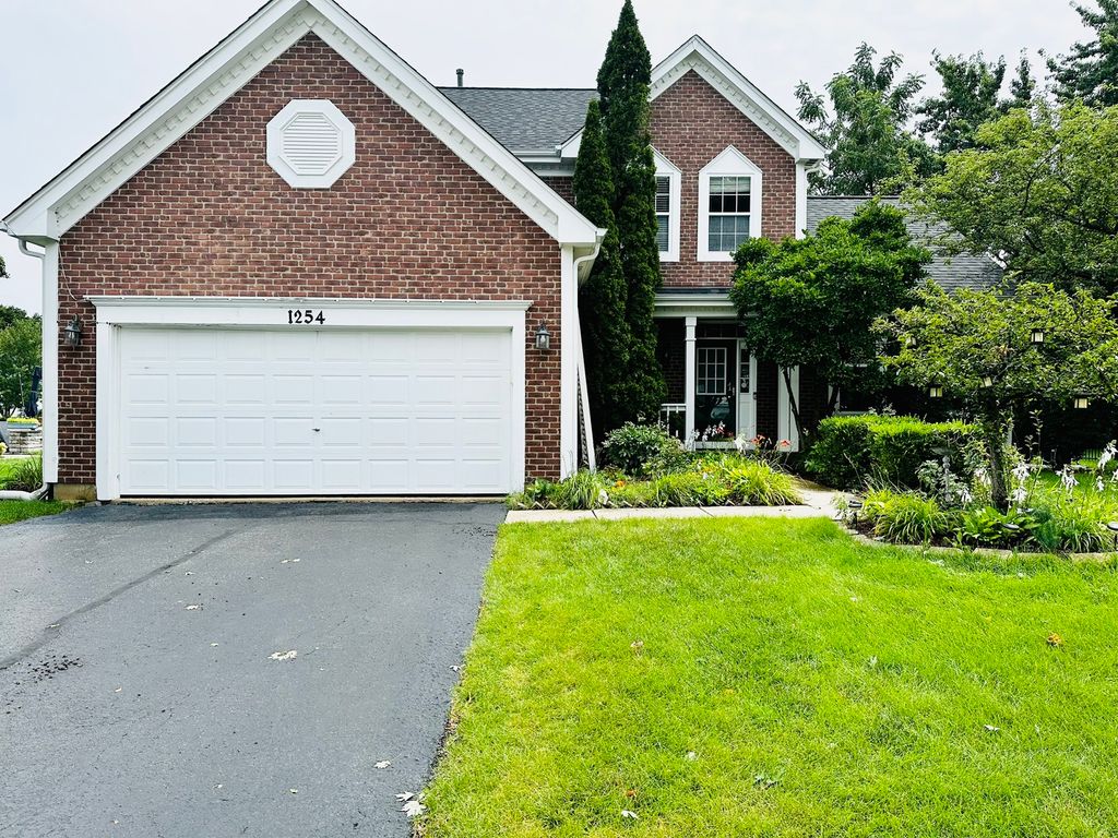 1254 Chicory Lane, Naperville, IL 60564