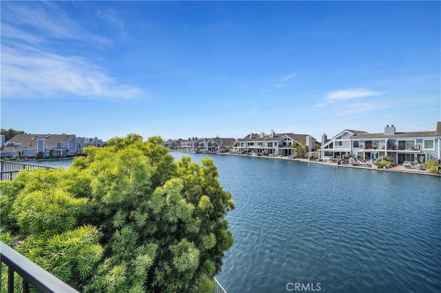 16097 Saint Croix, Huntington Beach, CA 92649
