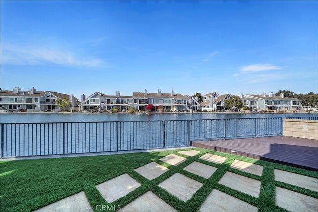 16097 Saint Croix, Huntington Beach, CA 92649