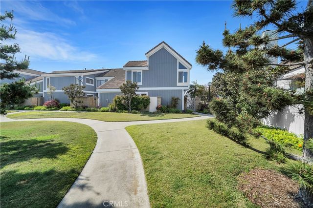 16097 Saint Croix, Huntington Beach, CA 92649