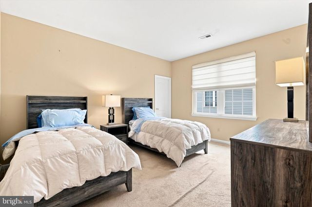 296 WESTMINSTER LN, Souderton, PA 18964