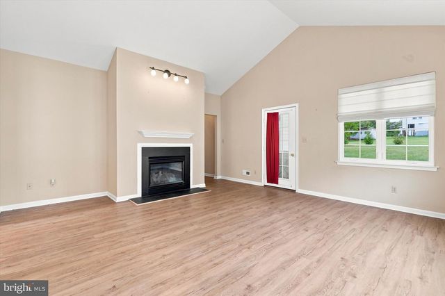 296 WESTMINSTER LN, Souderton, PA 18964