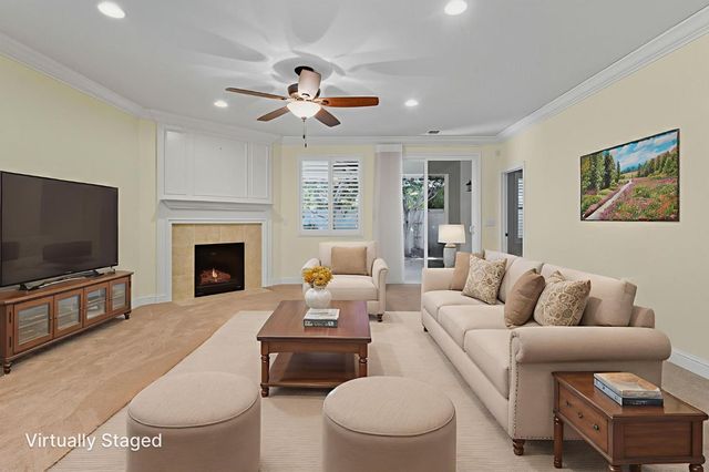 2473 Dutchwood Ln, Manteca, CA 95336