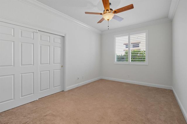 2473 Dutchwood Ln, Manteca, CA 95336