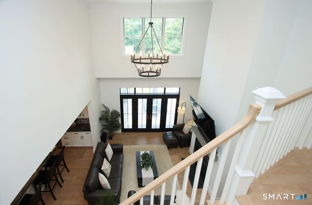 773 West Avon Road, Avon, CT 06001