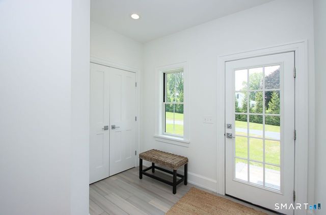 773 West Avon Road, Avon, CT 06001