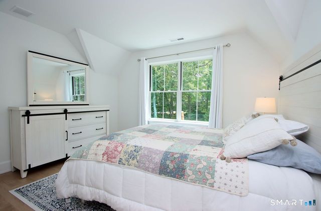 773 West Avon Road, Avon, CT 06001