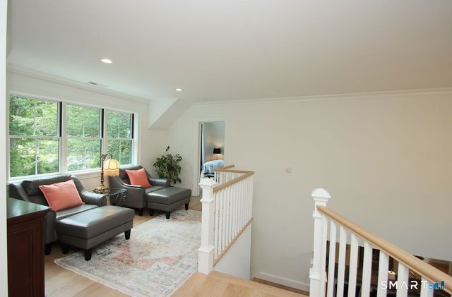 773 West Avon Road, Avon, CT 06001
