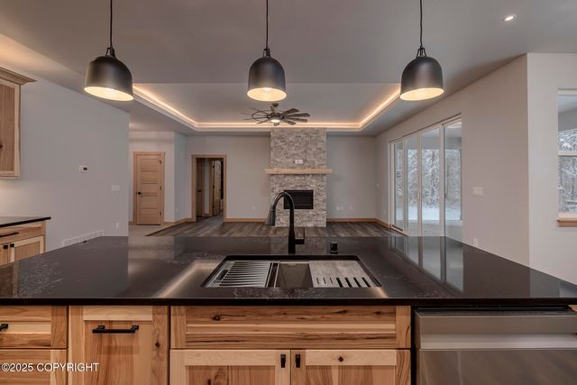 6220 S Ridgefield Drive, Wasilla, AK 99654