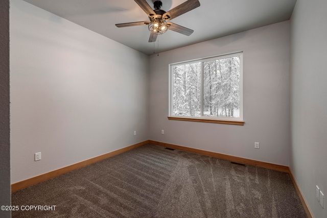 6220 S Ridgefield Drive, Wasilla, AK 99654