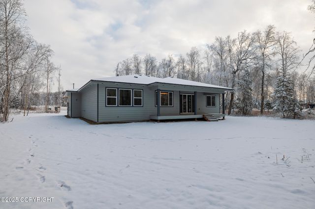 6220 S Ridgefield Drive, Wasilla, AK 99654