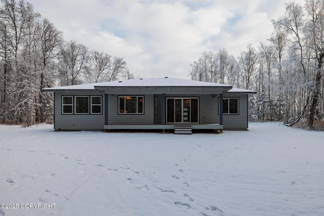 6220 S Ridgefield Drive, Wasilla, AK 99654