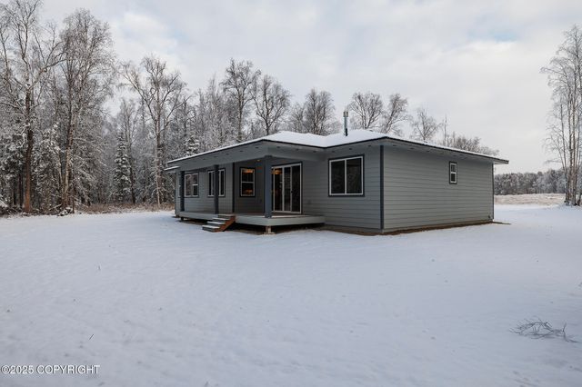 6220 S Ridgefield Drive, Wasilla, AK 99654