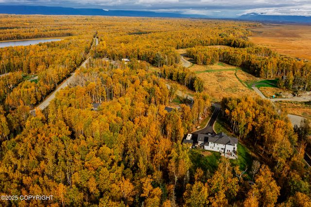 6220 S Ridgefield Drive, Wasilla, AK 99654