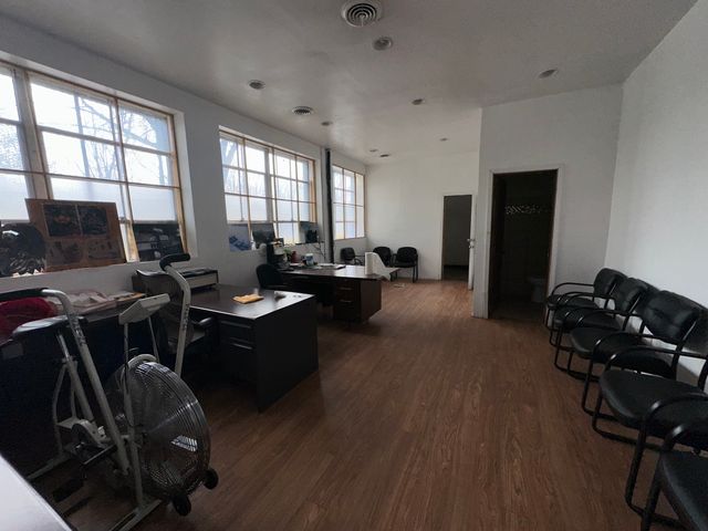 12129 S Peoria Street, Chicago, IL 60643