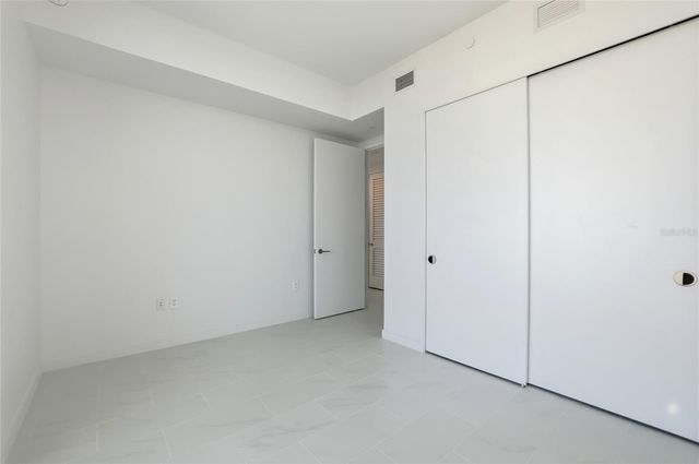 400 CENTRAL AVENUE 1002, St Petersburg, FL 33701