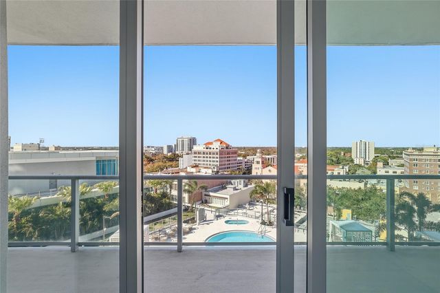 400 CENTRAL AVENUE 1002, St Petersburg, FL 33701