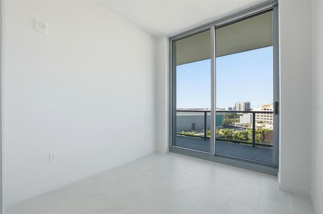 400 CENTRAL AVENUE 1002, St Petersburg, FL 33701