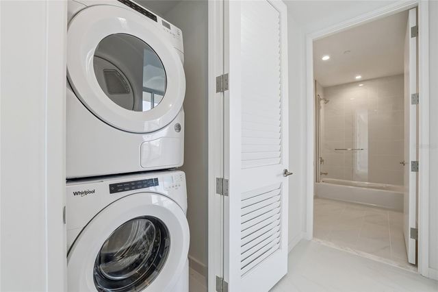 400 CENTRAL AVENUE 1002, St Petersburg, FL 33701