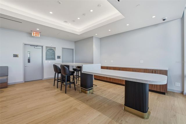 400 CENTRAL AVENUE 1002, St Petersburg, FL 33701