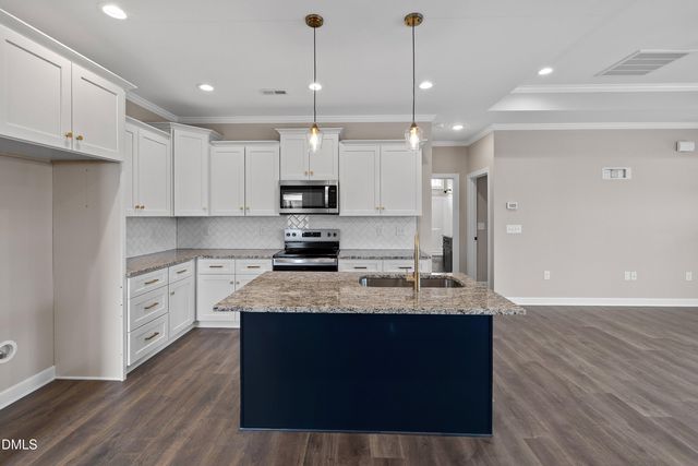 920 Micro W Road, Selma, NC 27576