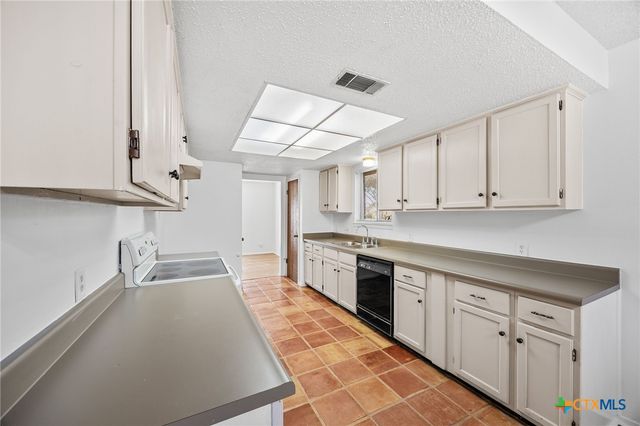 2006 Canyon Creek Drive, Temple, TX 76502