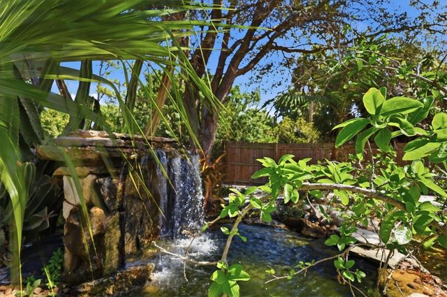 545 LOMOND DRIVE, Port Charlotte, FL 33953