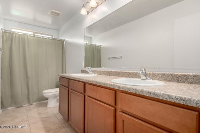 8317 W Canvasback Lane, Tucson, AZ 85757