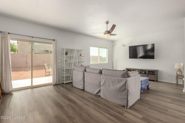 8317 W Canvasback Lane, Tucson, AZ 85757