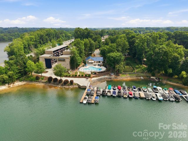 21311 Crown Lake Drive, Cornelius, NC 28031