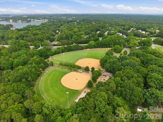 21311 Crown Lake Drive, Cornelius, NC 28031