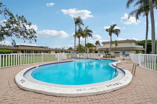 1601 43RD STREET N 224, St Petersburg, FL 33713