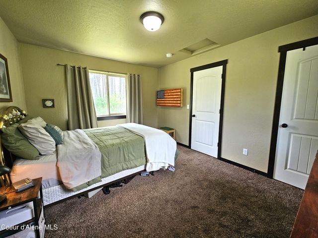 18819 N Ramsey Rd, Rathdrum, ID 83858