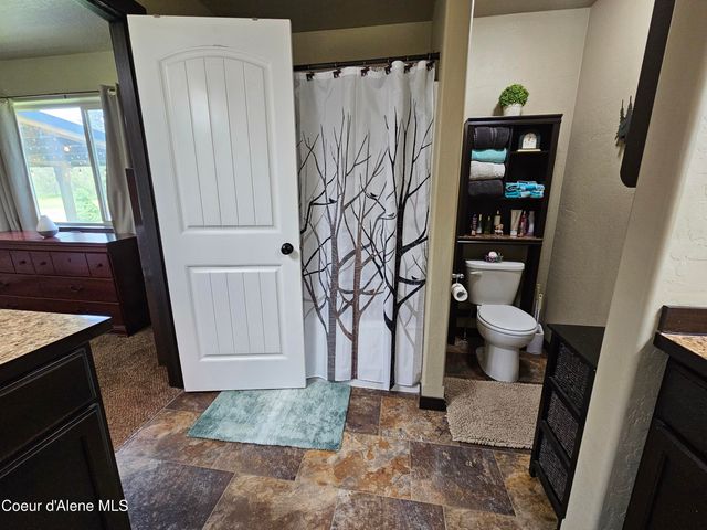 18819 N Ramsey Rd, Rathdrum, ID 83858