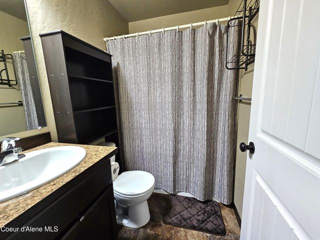 18819 N Ramsey Rd, Rathdrum, ID 83858