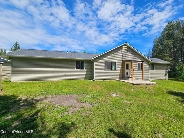 18819 N Ramsey Rd, Rathdrum, ID 83858