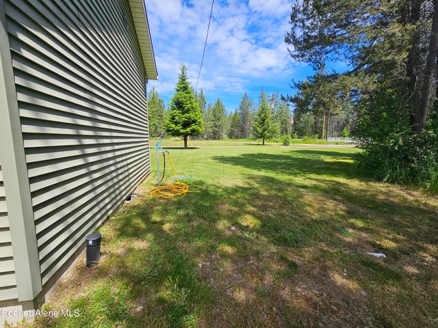 18819 N Ramsey Rd, Rathdrum, ID 83858