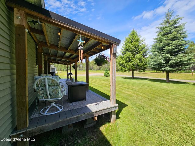 18819 N Ramsey Rd, Rathdrum, ID 83858