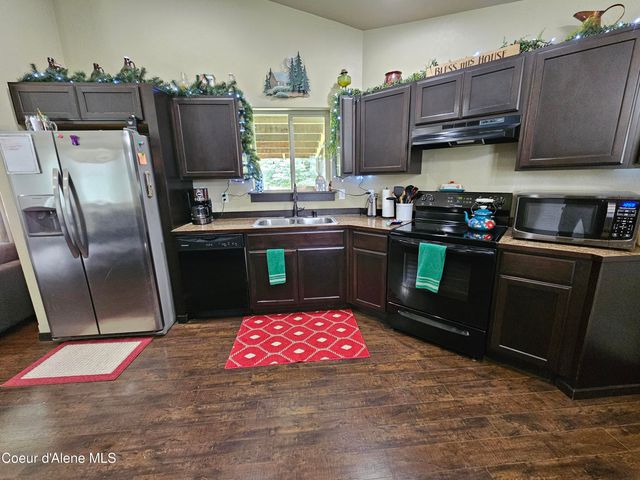 18819 N Ramsey Rd, Rathdrum, ID 83858