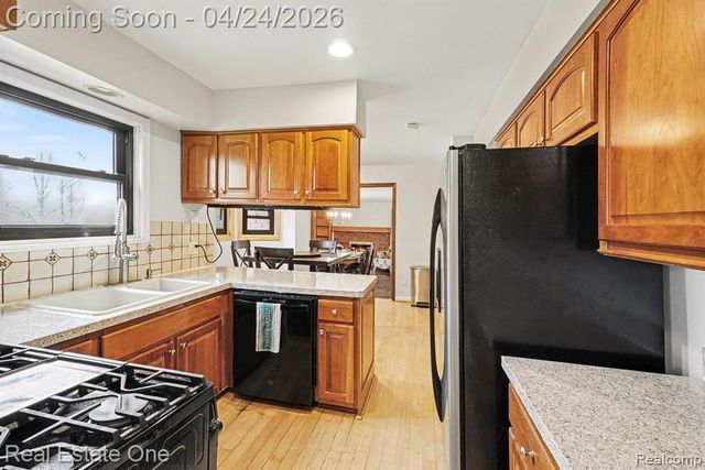 4819 Bretton Lane, Highland, MI 48356