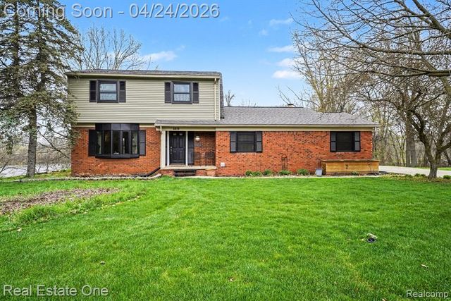 4819 Bretton Lane, Highland, MI 48356