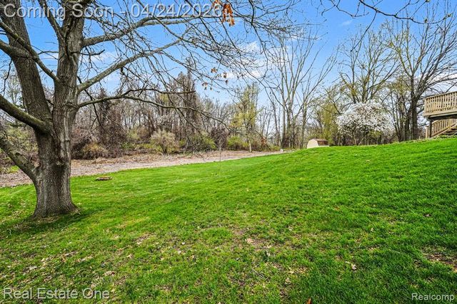 4819 Bretton Lane, Highland, MI 48356