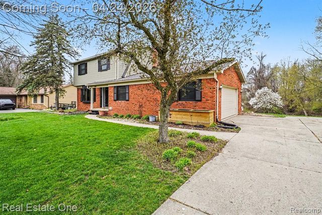4819 Bretton Lane, Highland, MI 48356