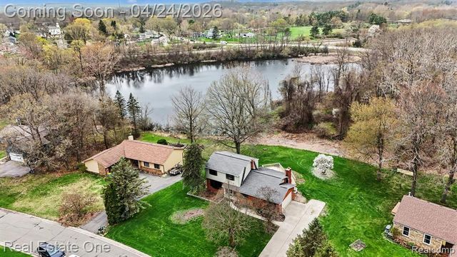 4819 Bretton Lane, Highland, MI 48356