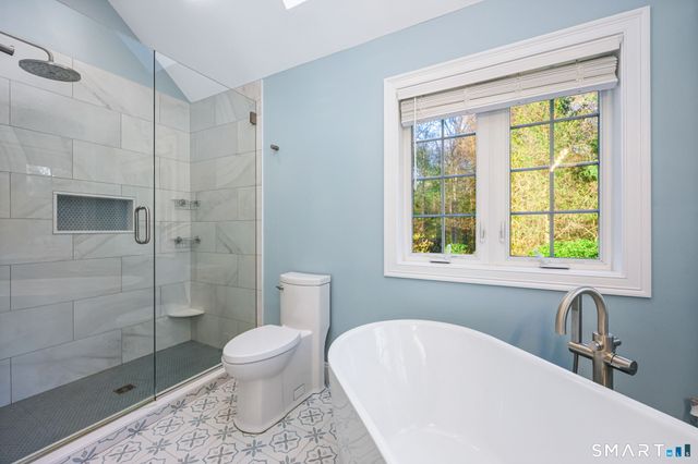 11 Balsam Circle, Shelton, CT 06484