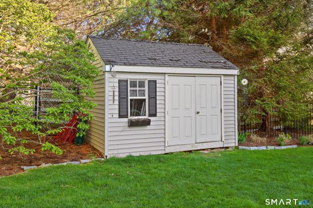 11 Balsam Circle, Shelton, CT 06484